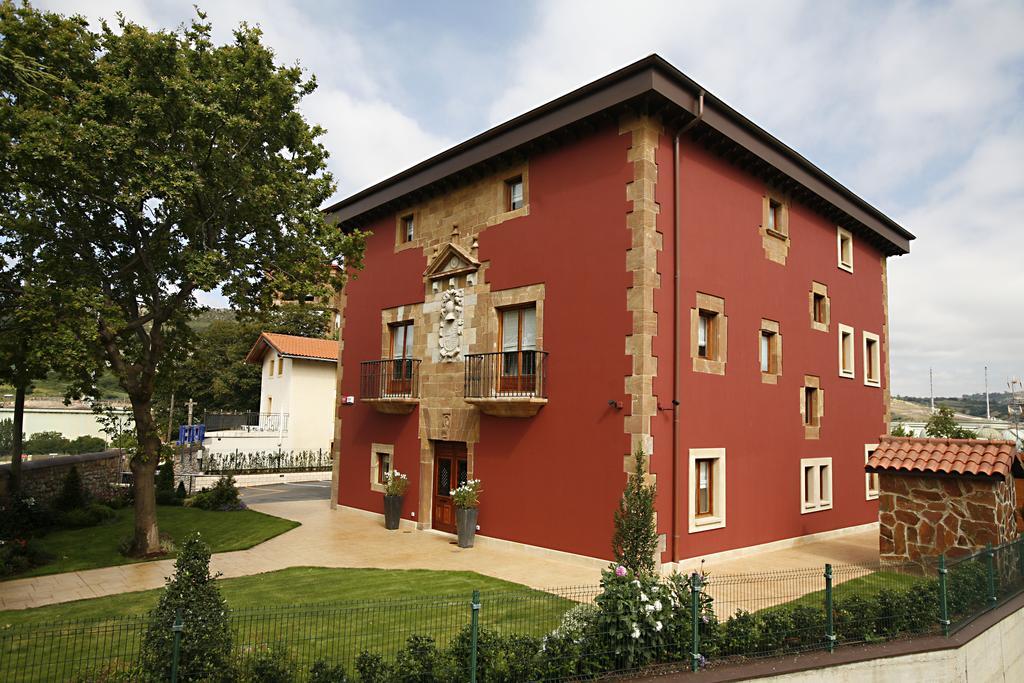 Hotel Palacio Munatones Muskiz Buitenkant foto